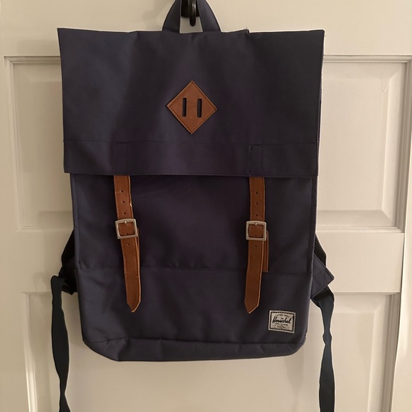 Herschel navy blue backpack (2010 collection) (good condition) - Picture 1 of 4
